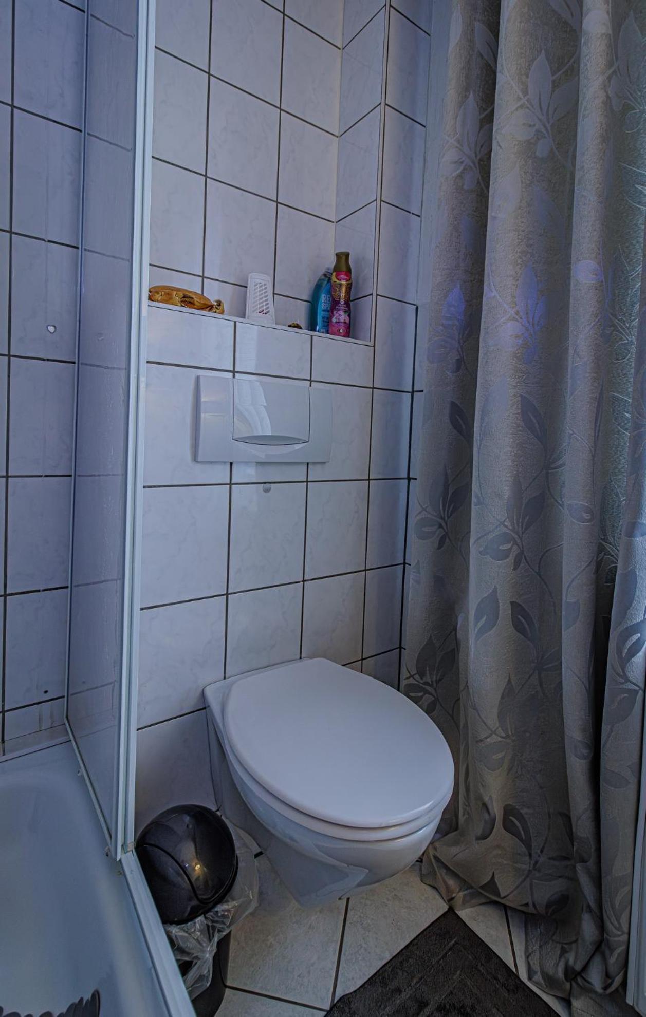 Wohnen Ueber Einem Mediterranen Restaurant,Apartment 2 Oder 3 Leipzig Bagian luar foto