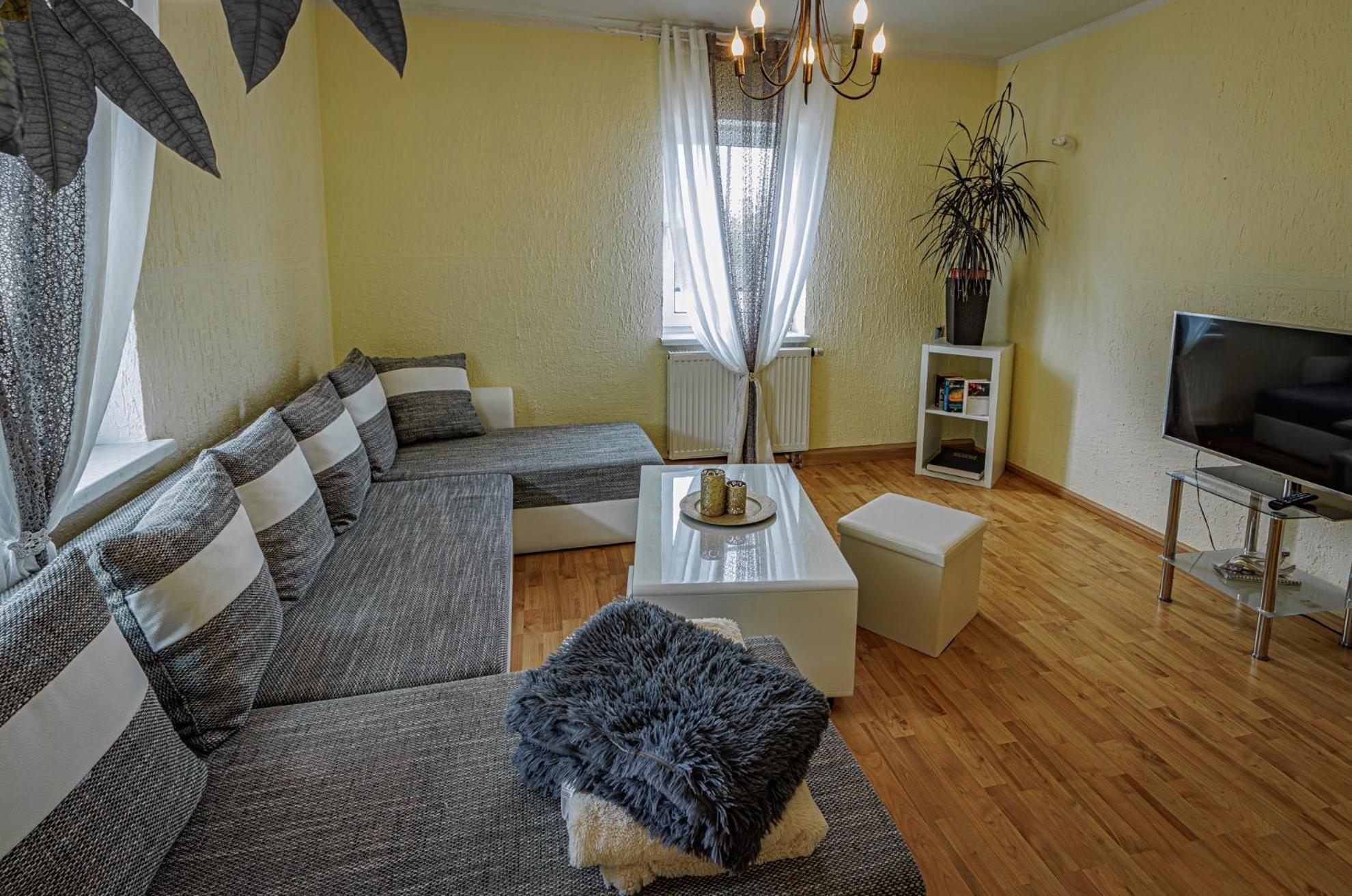 Wohnen Ueber Einem Mediterranen Restaurant,Apartment 2 Oder 3 Leipzig Bagian luar foto
